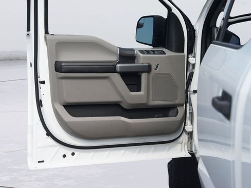 Used 2018 Ford F150 XLT RWD image 29