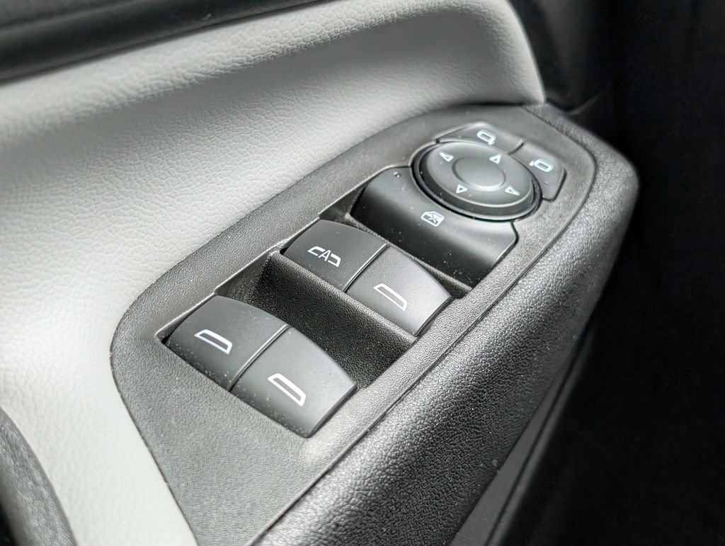 Used 2024 Chevrolet Equinox LS w/ LS Convenience Package FWD image 26