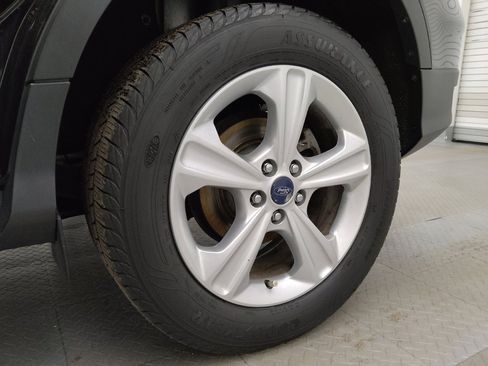 Used 2015 Ford Escape SE image 31