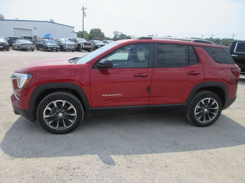 New 2027 GMC Terrain Elevation w/ Elevation Premium Package FWD image 7