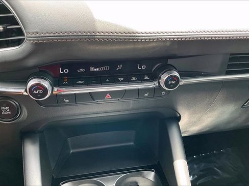 Used 2025 MAZDA MAZDA3 s FWD image 24