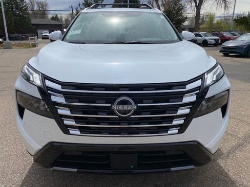 New 2026 Nissan Rogue Platinum image 8