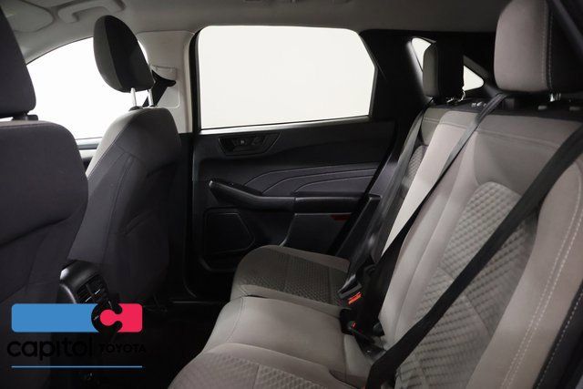 Used 2022 Ford Escape SE FWD image 30