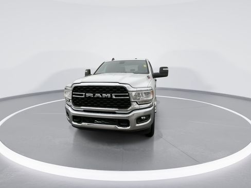 Used 2024 RAM 2500 Big Horn w/ Bed Utility Group image 3