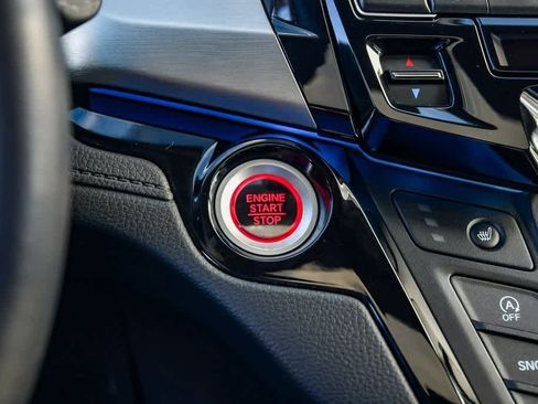 Used 2023 Honda Odyssey Touring image 24