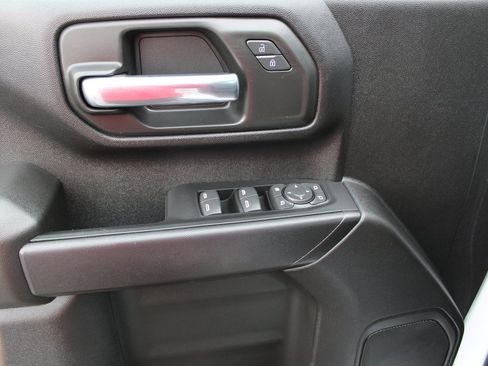 Used 2025 Chevrolet Silverado 2500 W/T w/ WT/CX Safety Package AWD/4WD image 35