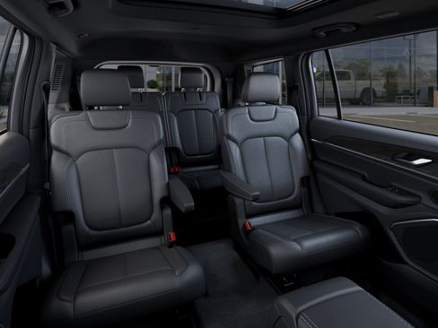 New 2026 Jeep Grand Cherokee L Limited AWD/4WD image 15