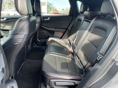 Used 2025 Ford Escape ST-Line image 28