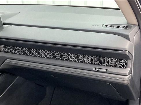 Certified 2025 Honda Accord LX image 17