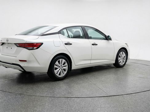 Used 2025 Nissan Sentra S FWD image 9