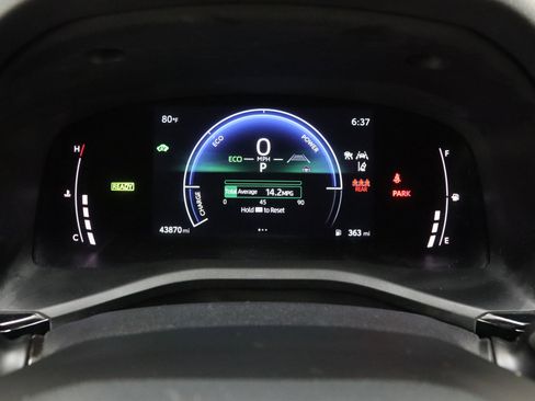 Certified 2025 Toyota Camry LE FWD image 38