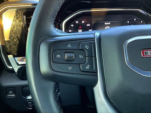 Used 2024 GMC Sierra 1500 Elevation image 23