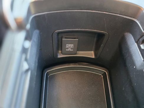 Used 2018 Honda Accord Sport image 29