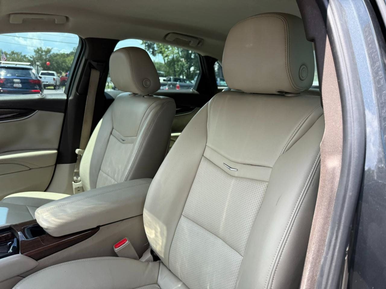 Used 2016 Cadillac XTS Luxury FWD image 26
