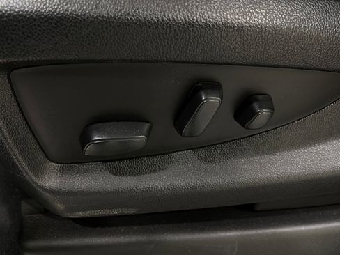 Used 2020 GMC Yukon XL Denali image 16