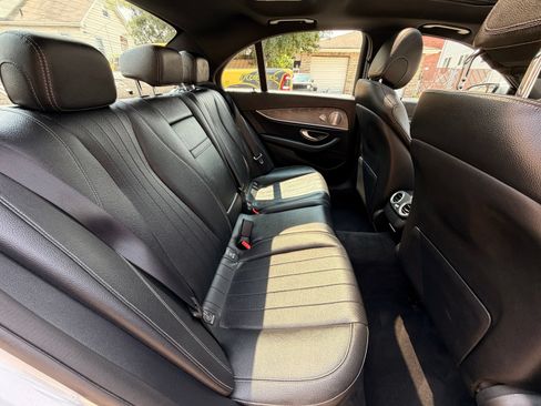 Used 2021 Mercedes-Benz E 350 4MATIC Sedan image 21
