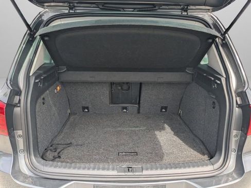 Used 2016 Volkswagen Tiguan SE image 11