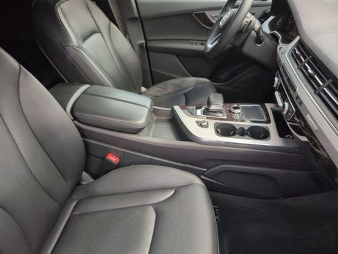Used 2019 Audi Q7 2.0T Premium Plus w/ Premium Plus Package AWD/4WD image 35