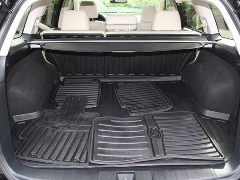 Used 2014 Subaru Outback 2.5i Limited w/ Moonroof Package AWD/4WD image 17