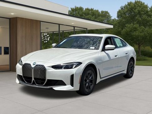 New 2026 BMW i4 eDrive40 w/ Premium Package RWD image 2