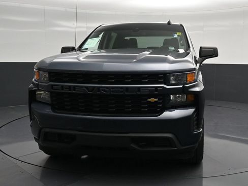 Used 2022 Chevrolet Silverado 1500 Custom w/ Safety Confidence Package RWD image 6