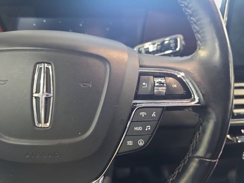 Used 2024 Lincoln Navigator Reserve AWD/4WD image 18