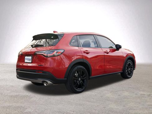 Certified 2026 Honda HR-V Sport image 9