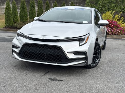 Used 2024 Toyota Corolla SE image 5