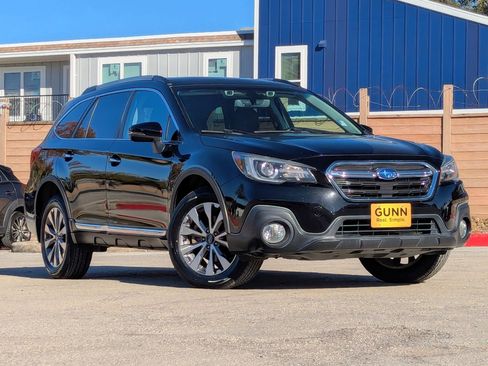 Used 2018 Subaru Outback 3.6R Touring w/ Popular Package #3 image 2