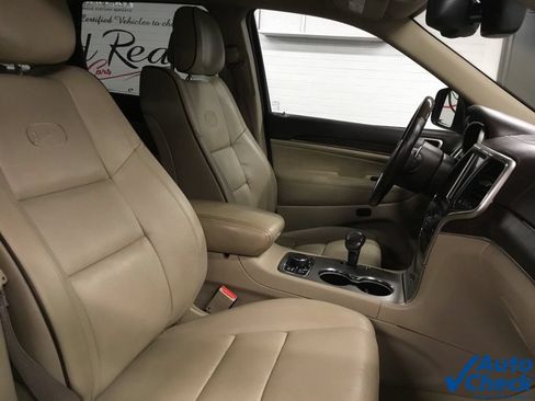 Used 2014 Jeep Grand Cherokee Overland AWD/4WD image 37