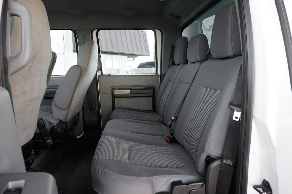 Used 2016 Ford F650 2WD Crew Cab Super Duty image 43