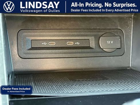 Used 2023 Volkswagen Atlas Cross Sport SEL R-Line AWD/4WD image 20