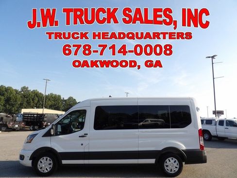 Used 2025 Ford Transit 350 XLT RWD image 2
