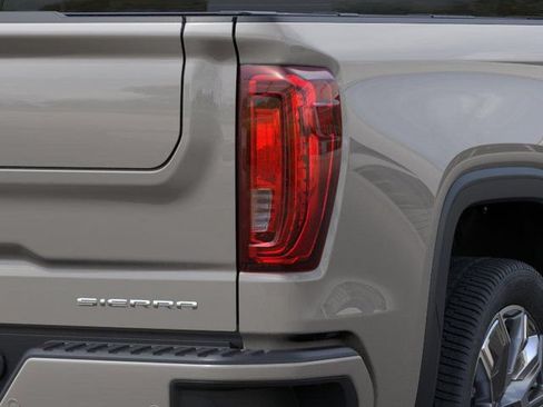 New 2026 GMC Sierra 1500 Denali w/ Denali Reserve Package AWD/4WD image 11