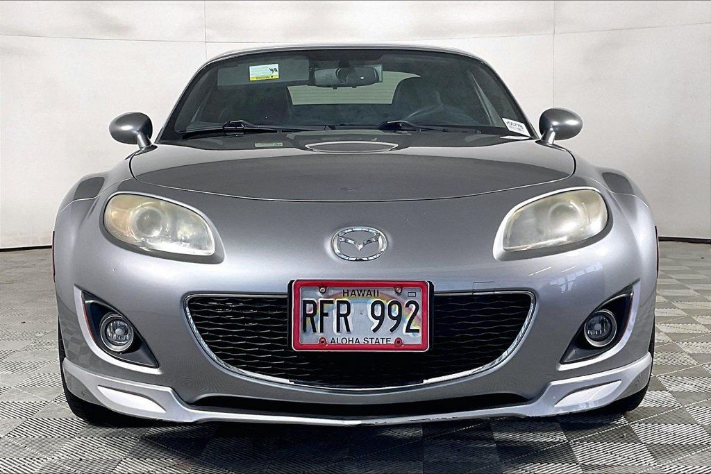 Used 2010 MAZDA MX-5 Miata Grand Touring w/ Premium Pkg RWD image 2