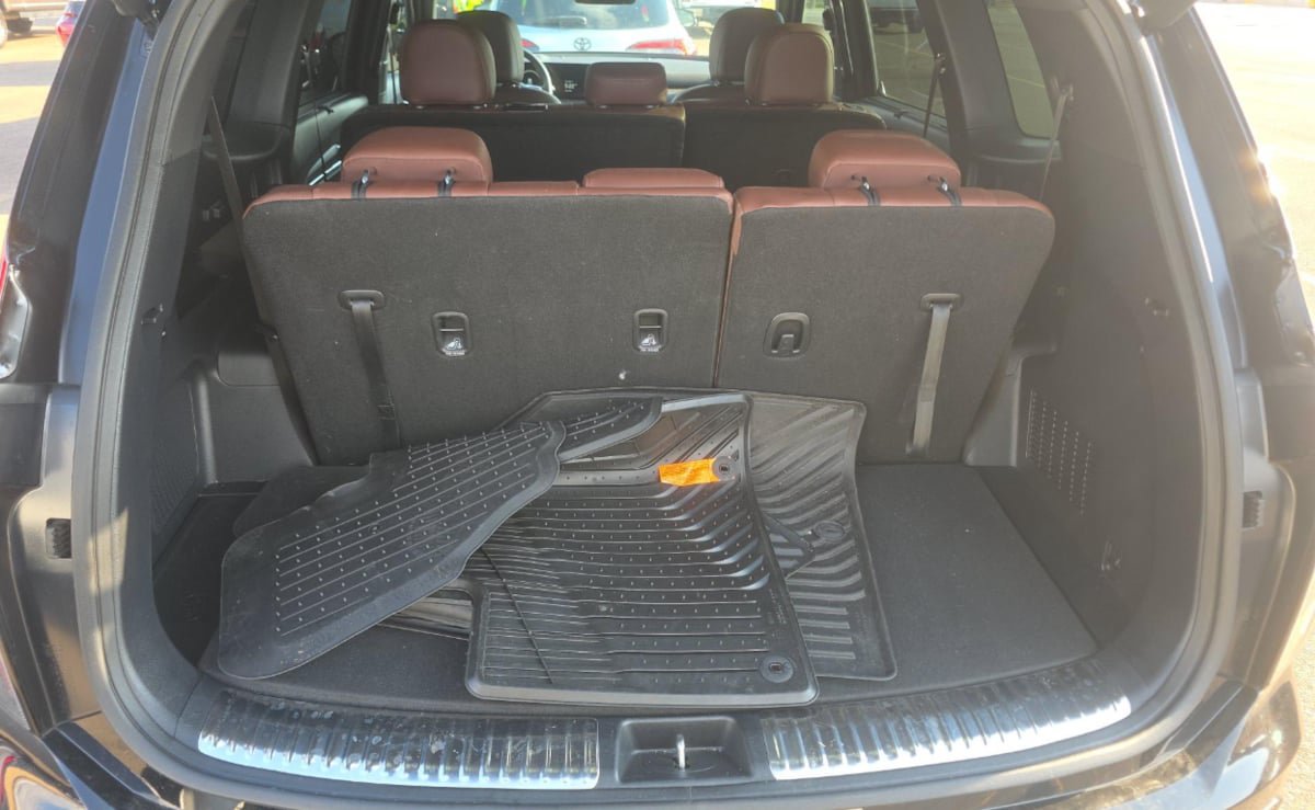 Used 2025 Kia Telluride SX FWD image 12
