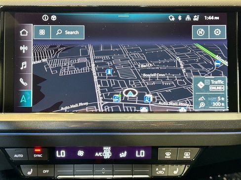 Used 2025 Audi Q4 e-tron Prestige w/ Sport Package image 13