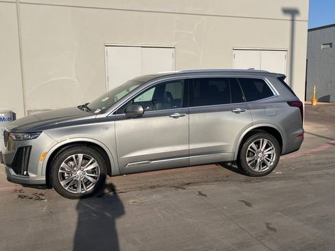 Certified 2023 Cadillac XT6 Premium Luxury w/ Technology Package image 1