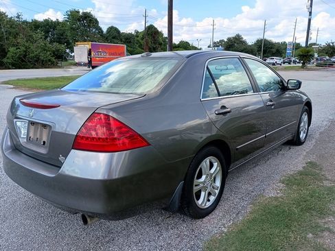 Used 2006 Honda Accord EX-L image 5