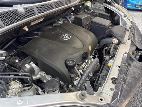 Used 2017 Toyota Sienna SE Premium FWD image 25