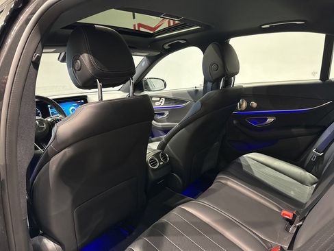 Used 2022 Mercedes-Benz E 350 Sedan image 37