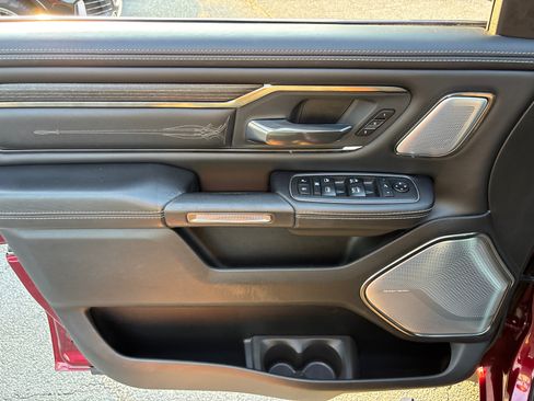 Used 2019 RAM 1500 Limited AWD/4WD image 11