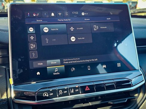 New 2026 Jeep Compass Latitude image 21