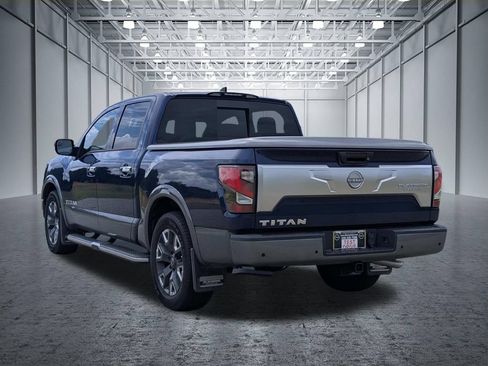 Used 2023 Nissan Titan Platinum Reserve w/ Moonroof Package RWD image 11
