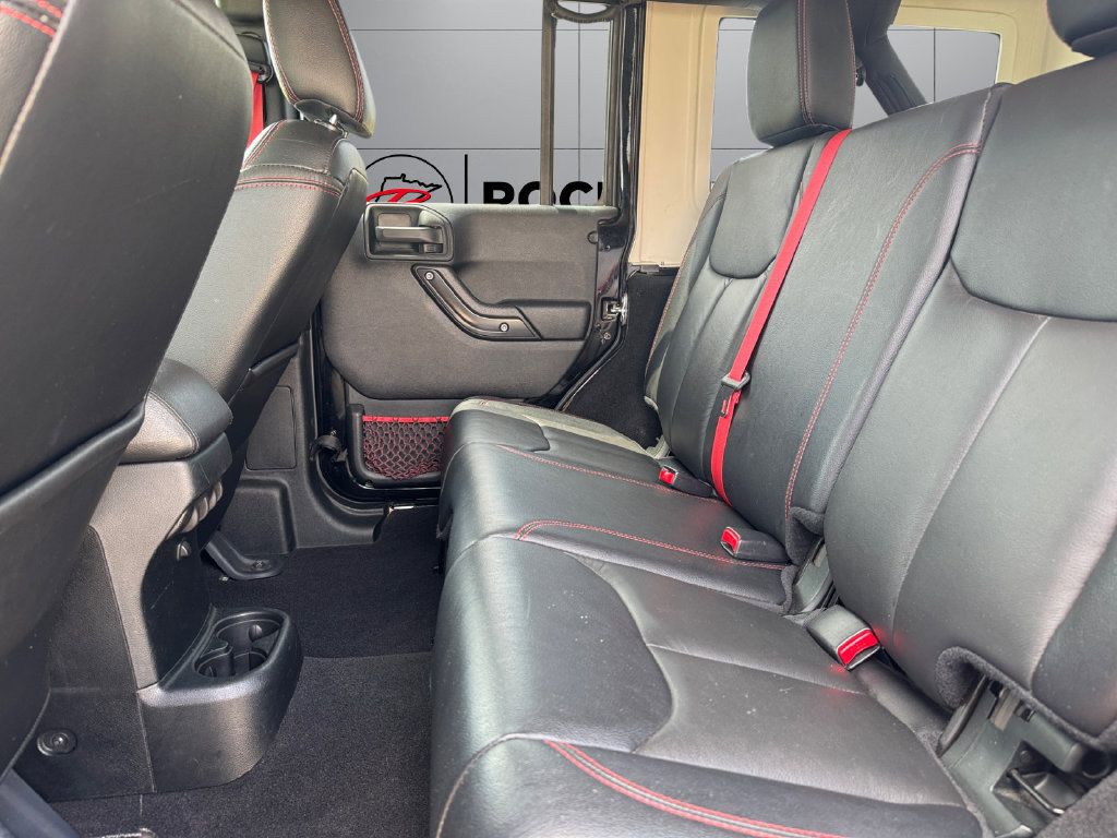 Used 2018 Jeep Wrangler Unlimited Rubicon AWD/4WD image 16