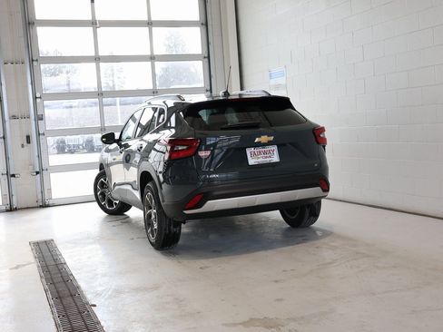 New 2026 Chevrolet Trax LT w/ LT Convenience Package image 32