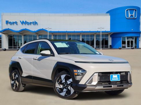 Used 2024 Hyundai Kona Limited FWD image 1