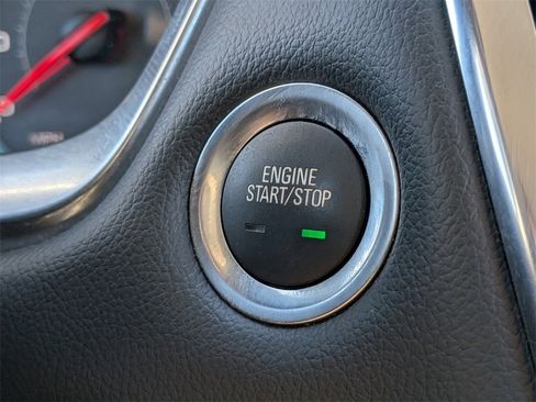 Used 2021 Chevrolet Traverse LS image 30