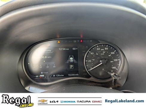 Used 2024 Nissan Kicks SV image 28