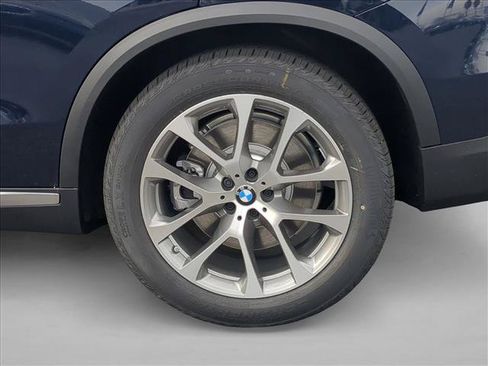 New 2026 BMW X5 xDrive50e AWD/4WD image 10